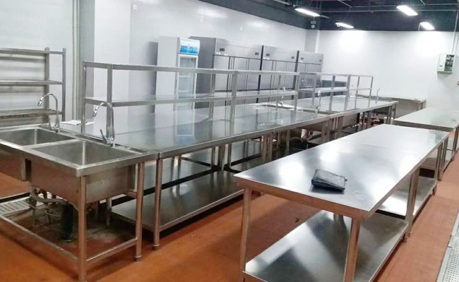 贵州遵义外国语学校食堂大菠萝福利网站导航设备项目4